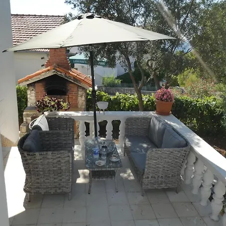 Two-room Lidija With Terrace And Parking
