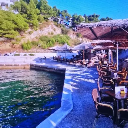 Two-room Lidija With Terrace And Parking Apartmán