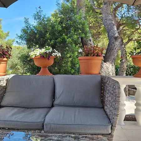 Two-room Lidija With Terrace And Parking Donji Okrug (Ciovo)